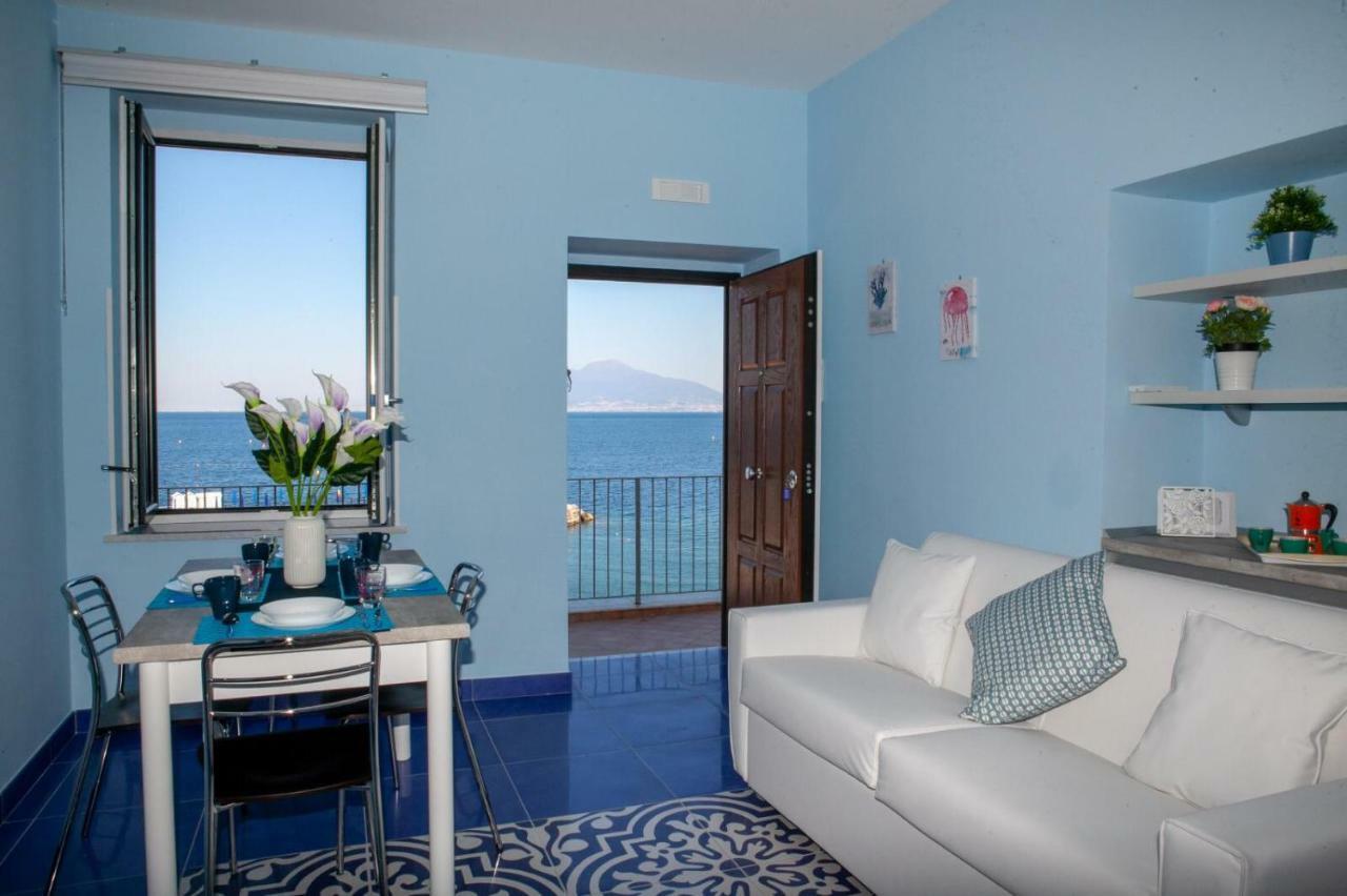 Il Borgo Antico Sorrento Sea View Apartment Luaran gambar