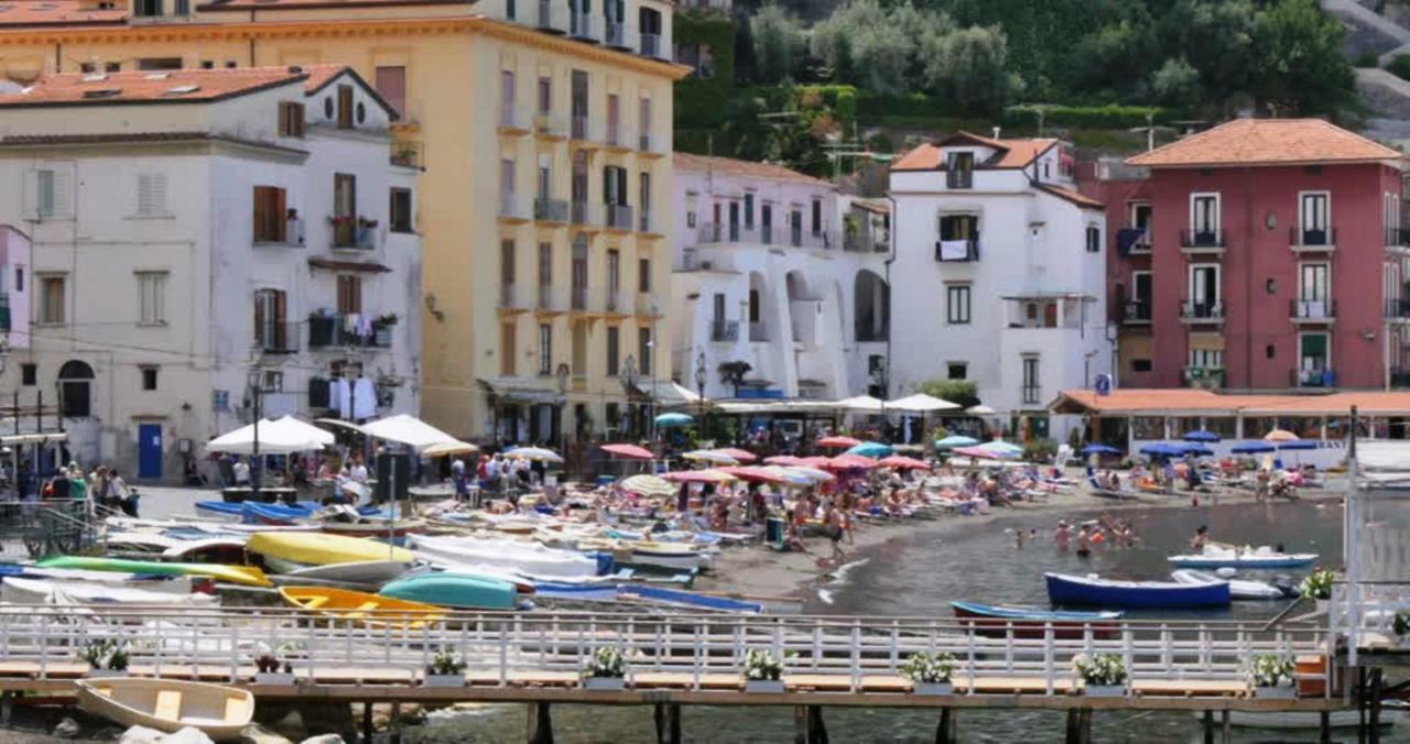 Il Borgo Antico Sorrento Sea View Apartment Luaran gambar