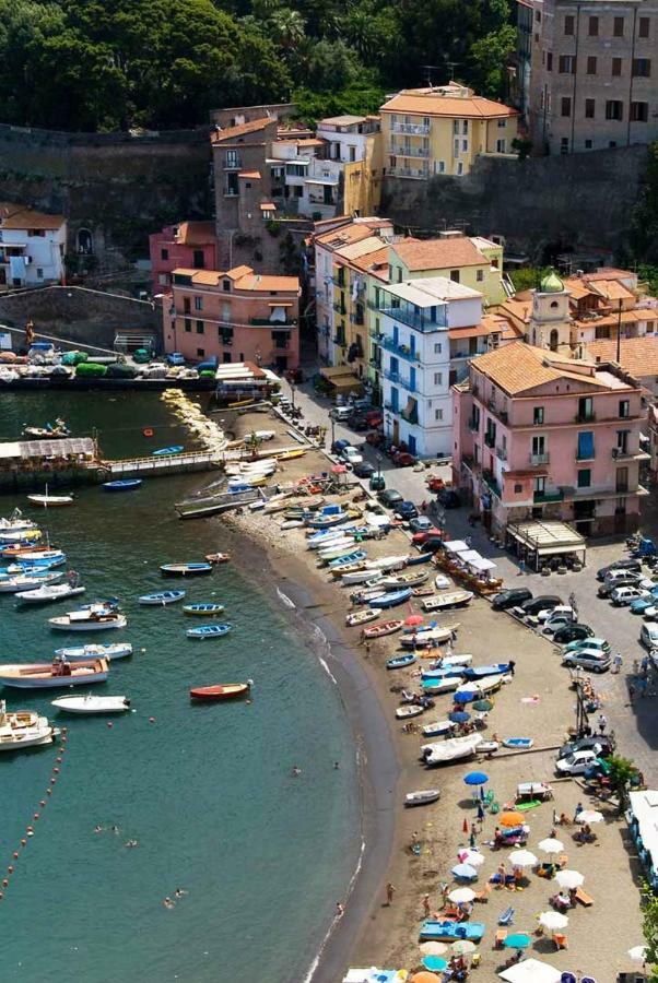 Il Borgo Antico Sorrento Sea View Apartment Luaran gambar