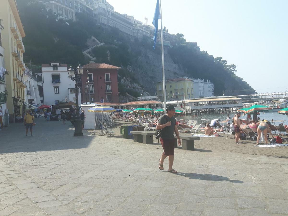 Il Borgo Antico Sorrento Sea View Apartment Bilik gambar